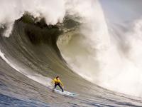 IM电竞-世界排名争夺战之夜，本泽马关键回合不手软