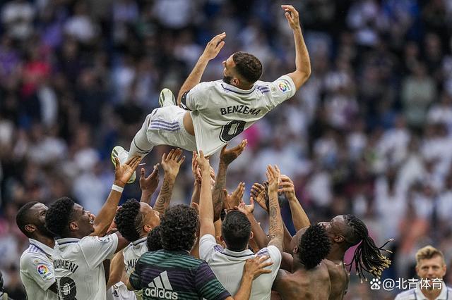 皇马大将本泽马进球,助球队获得胜利 皇马大将本泽马进球,助球队获得胜利