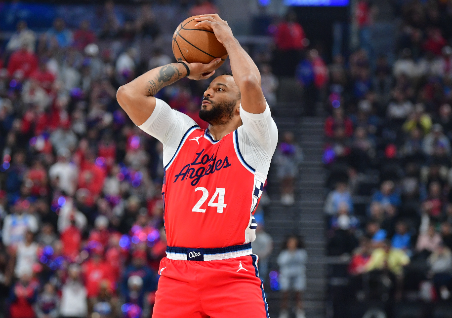 快船不敌马刺主场告负，角色球员难以挑起重担的简单介绍