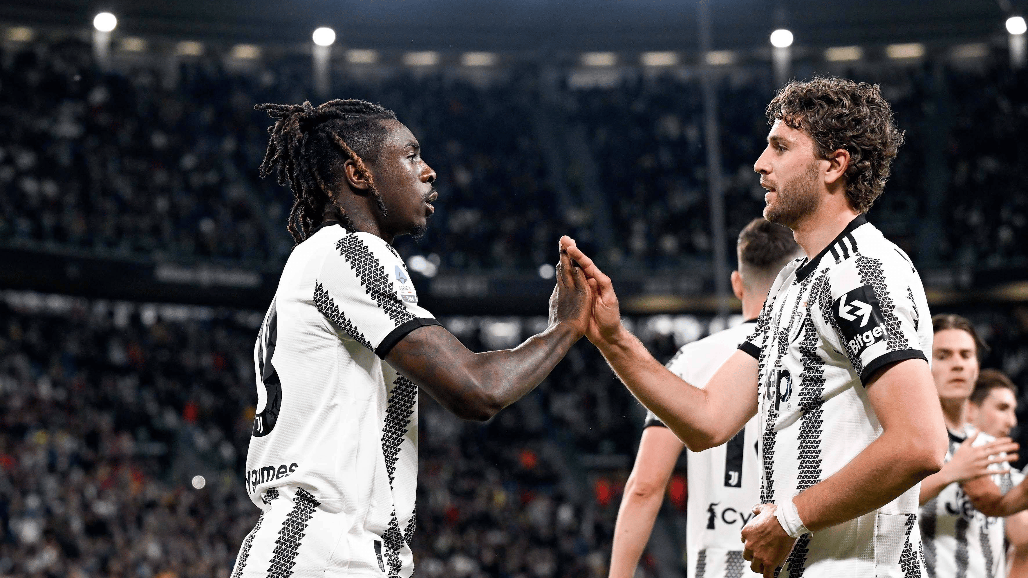 尤文图斯客场击败帕尔马,领先分差加大 尤文图斯客场击败帕尔马,领先分差加大