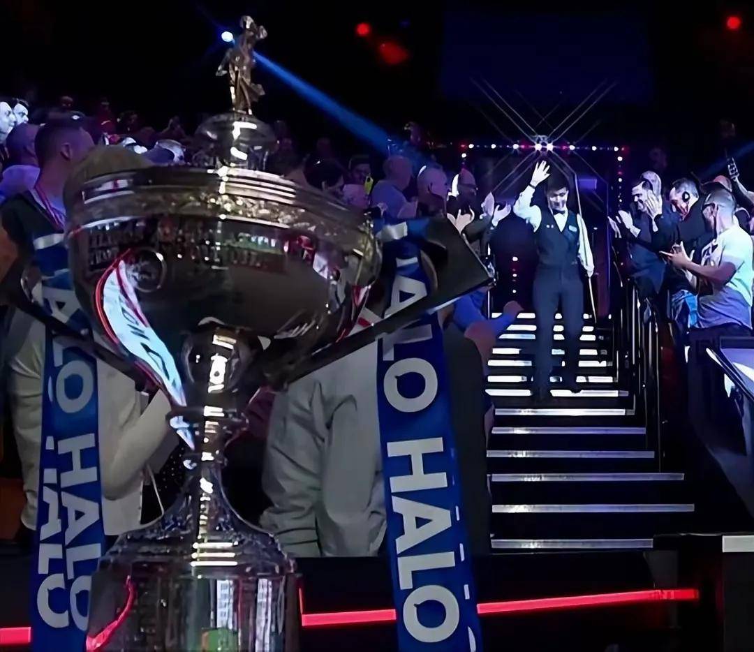 包含爆发巅峰:射击团体决赛现场充满紧张气氛的词条 包含爆发巅峰:射击团体决赛现场充满紧张气氛的词条