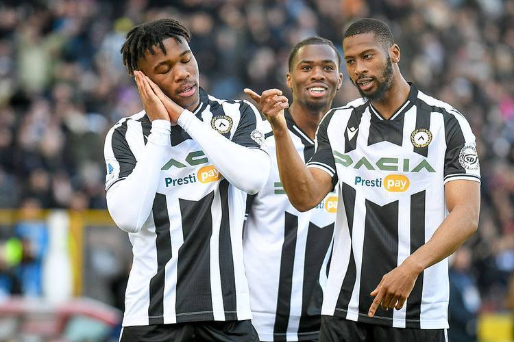 那不勒斯迎来乌迪内斯，一场激烈的对决即将上演的简单介绍