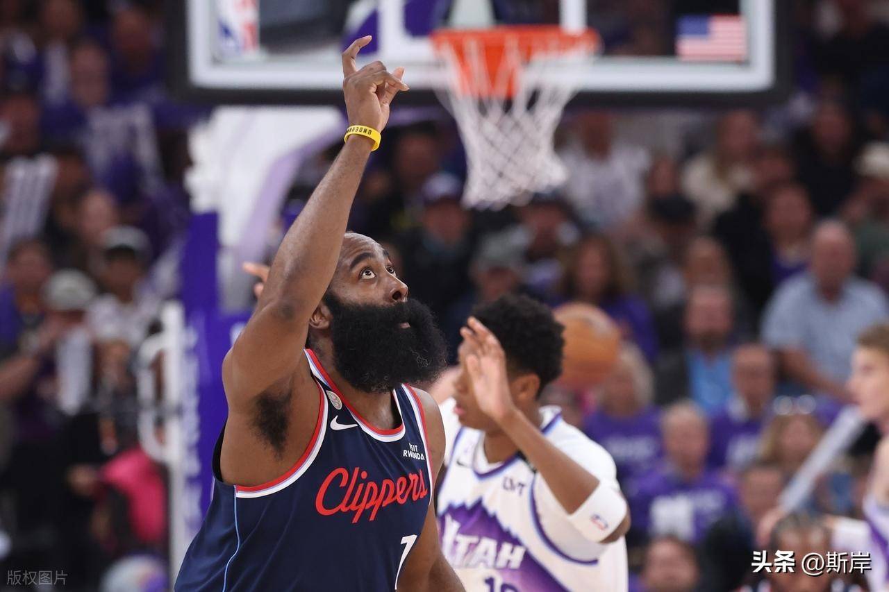 关于快船横扫爵士,加里纳利三分雨点燃全场的信息 关于快船横扫爵士,加里纳利三分雨点燃全场的信息