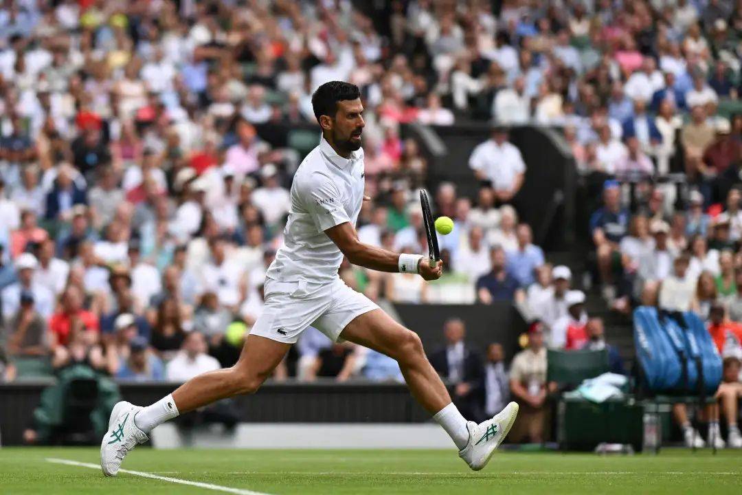 法网险胜澳网，德约科维奇状态火热